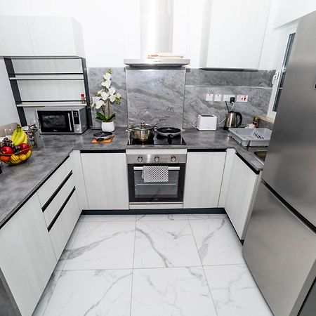 Sea Breeze, Spacious 2-Bedroom Lux Seaside Apartments San Pawl il-Baħar Extérieur photo