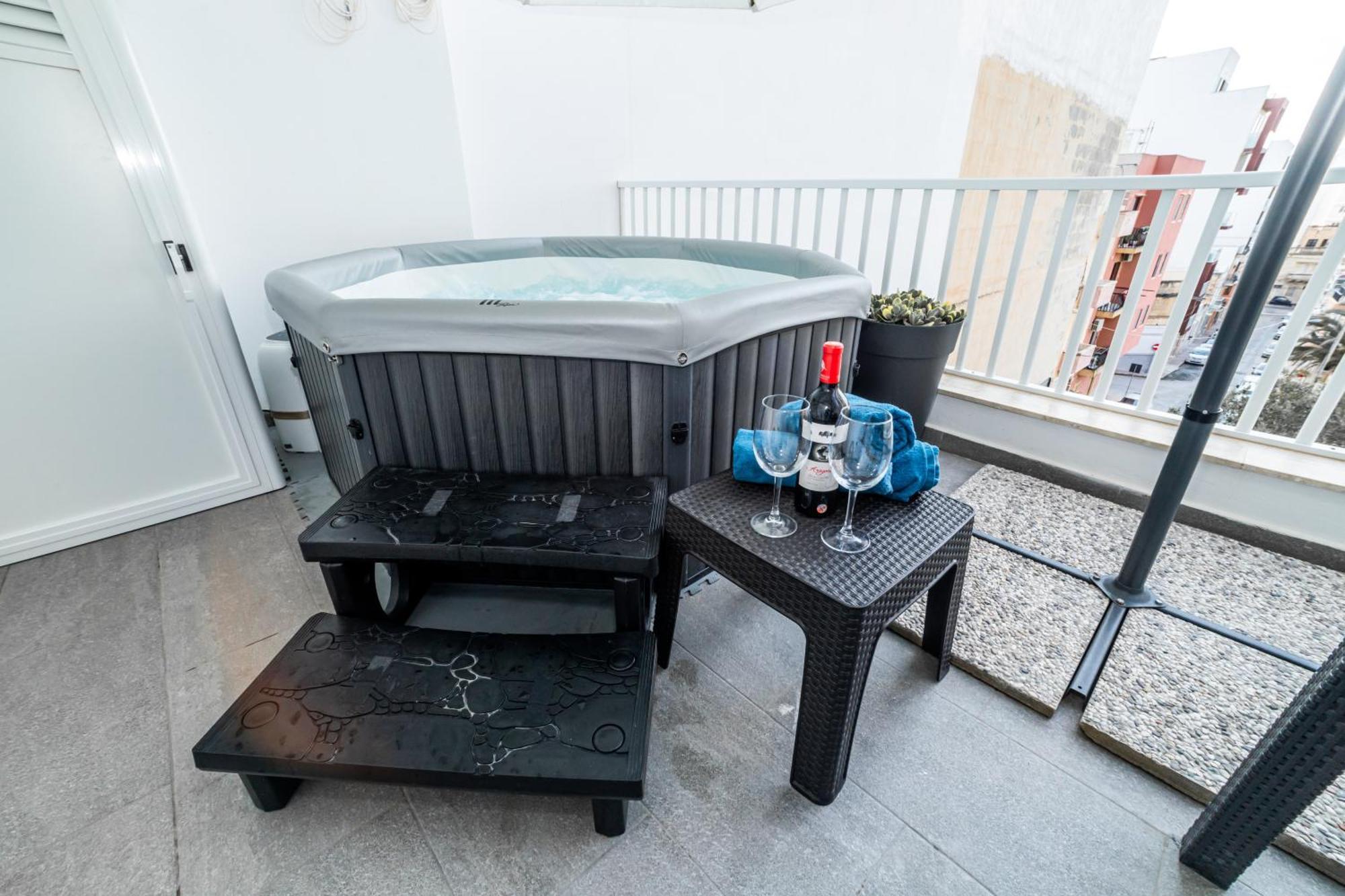 Sea Breeze, Spacious 2-Bedroom Lux Seaside Apartments San Pawl il-Baħar Extérieur photo